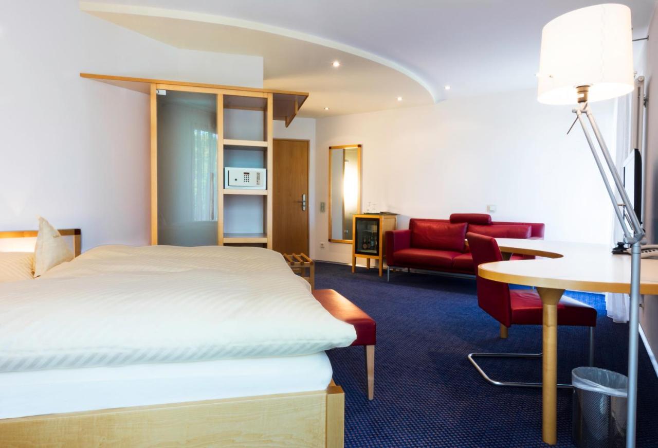Parkhotel Schillerhoehe Marbach am Neckar Bagian luar foto