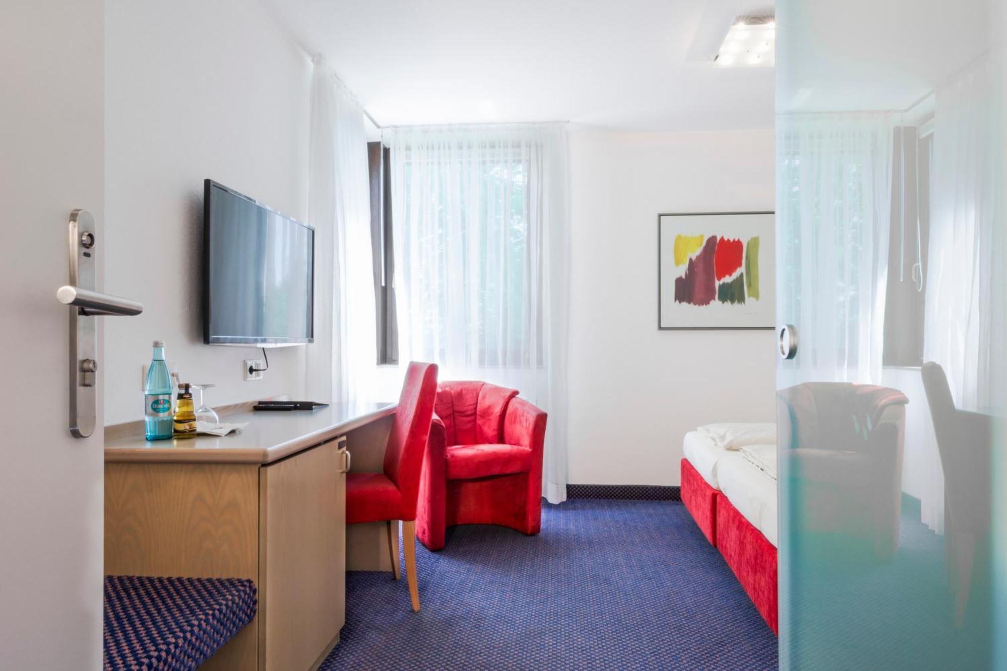 Parkhotel Schillerhoehe Marbach am Neckar Ruang foto